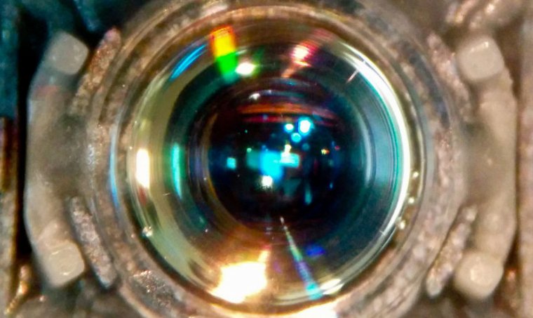 Image of a traditional optical lens.