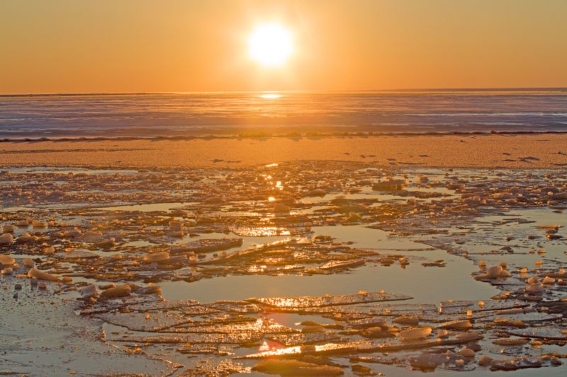 Horizon over sea ice in the Arctic.