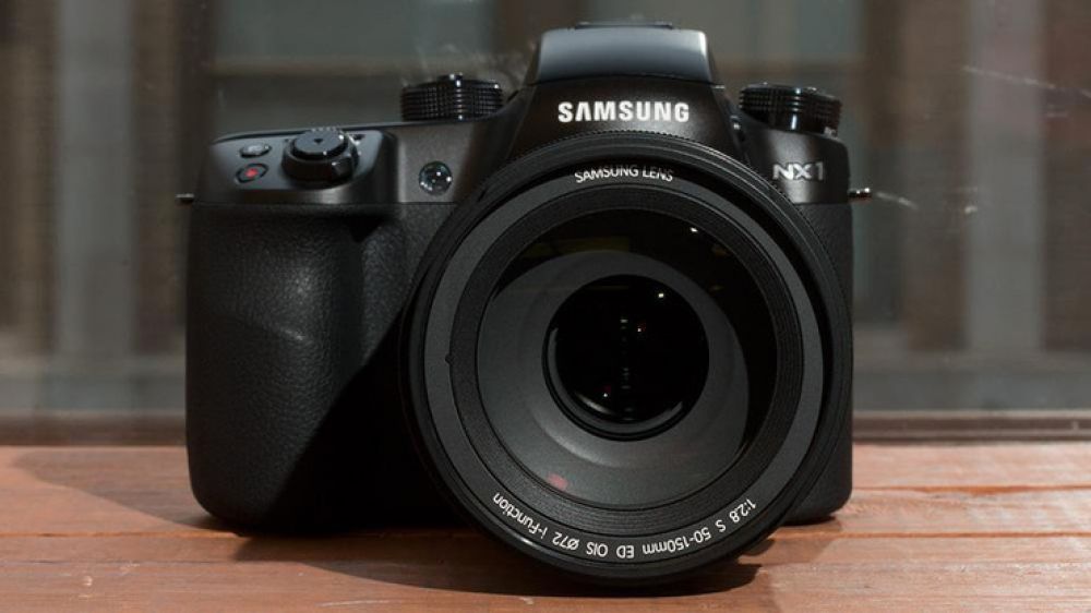 Samsung NX1