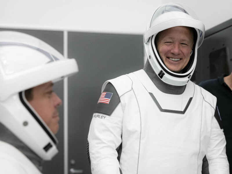 Doug Hurley, right, will command the Crew Dragon spacecraft.