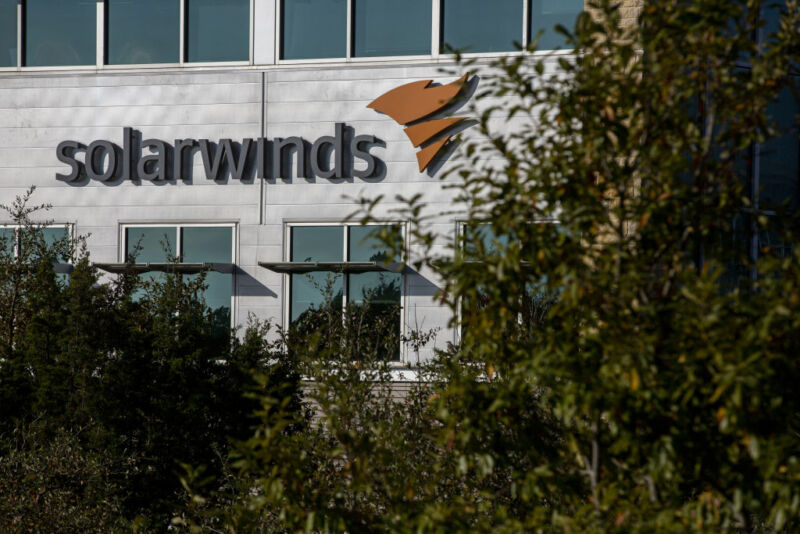 Chinese hackers targeted SolarWinds customers in parallel with Russian op