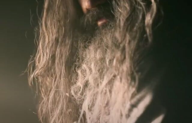 Taika Waititi co-stars as Blackbeard.