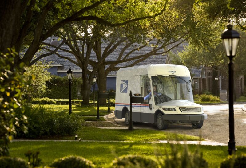 The Next Gen Delivery Vehicle looks adorably goofy, but the vast majority of these new mail trucks will belch almost exactly as much carbon dioxide into the air as the old Grumman LLV trucks. 