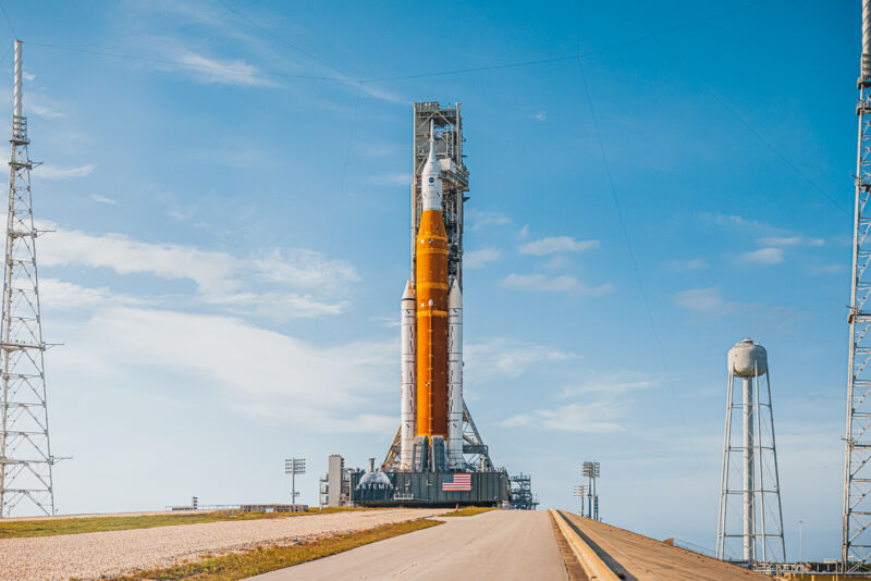 The Space Launch System rocket rolled back to the Vehicle Assembly Building this week.