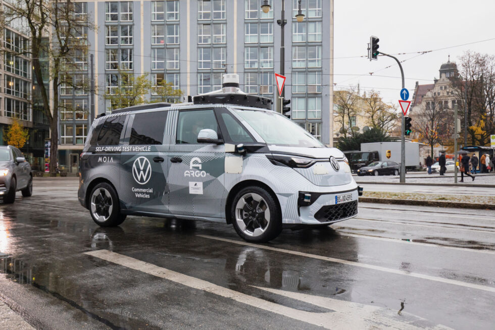 A VW ID Buzz prototype equipped with Argo AI's autonomous driving hardware and software on the streets of Munich, Germany. 