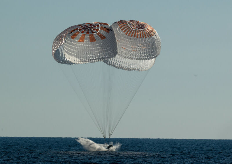 Crew Dragon splashes down in the Atlantic Ocean.