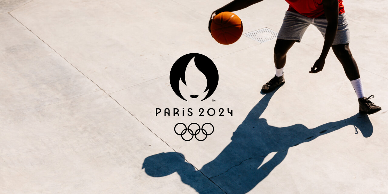 Paris logo basketball