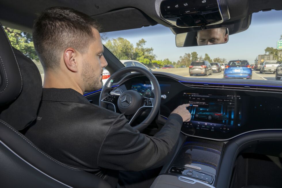 When the steering wheel lights are green, the system is ready to go.