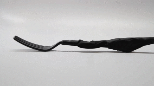 Shape-changing fork that inflates depending on how fast the person eats. (Click image to animate.) 