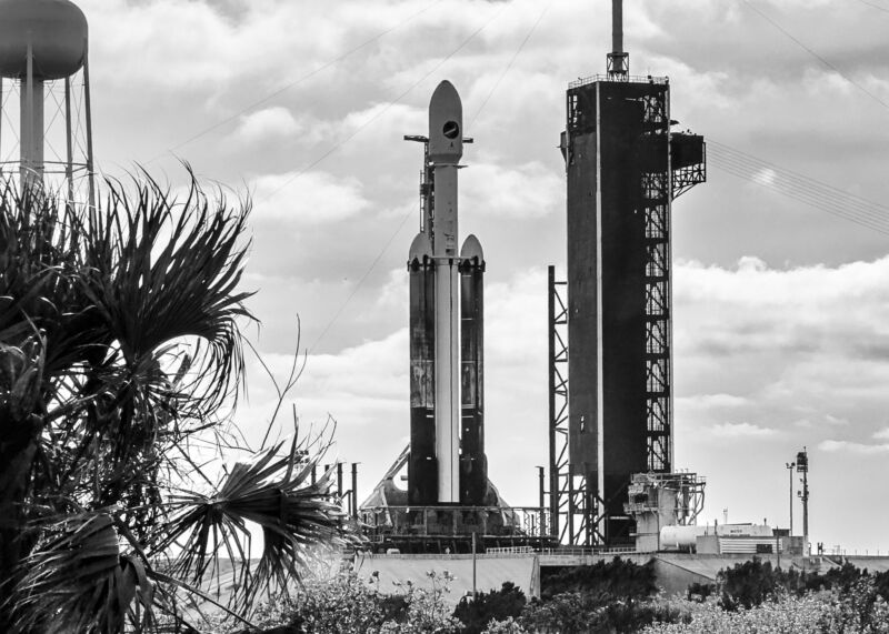 SpaceX's Falcon Heavy rocket stands on Launch Complex 39A in Florida, hours before its scheduled liftoff with the military's X-37B spaceplane.