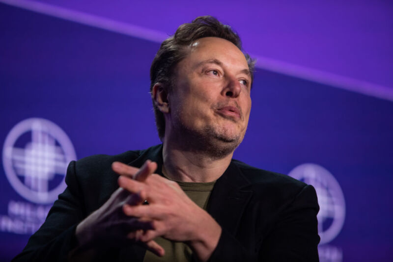 Musk can’t avoid testifying in SEC probe of Twitter buyout by playing victim