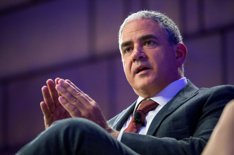 Ralph de la Torre, founder and chief executive officer of Steward Health Care System LLC, speaks during a summit in New York on Tuesday, Oct. 25, 2016. 